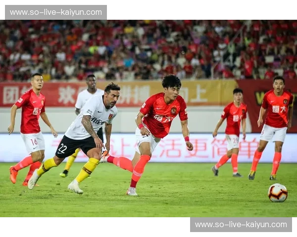 决战2016：国安与恒大的巅峰对决，一场载入史册的足球史诗